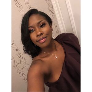 Meet your Posher, Zainab